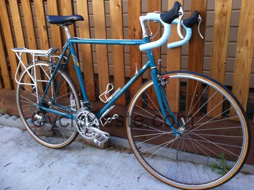 Fuji Saratoga fiche technique et avis